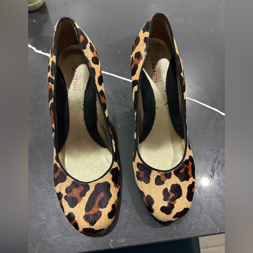 Kenneth Cole Leopard Print Pumps Red Wedge Heels Statement Animal Print Shoes